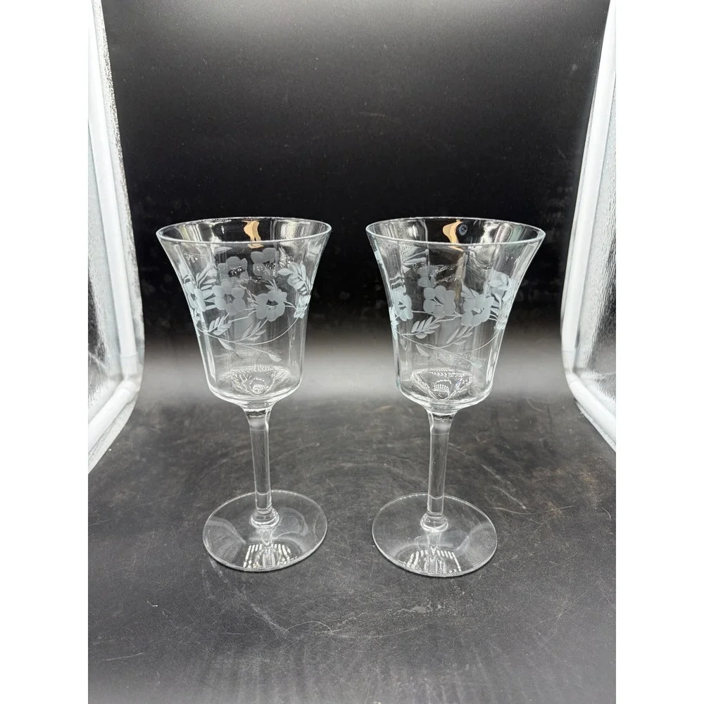Vintage Etched Floral Crystal Wine Glasses‎ Set of 2 Clear Stemware Leaf Pattern